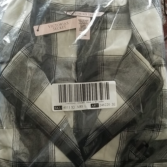 VS Flannel Tie Sleep Romper - Picture 2 of 2